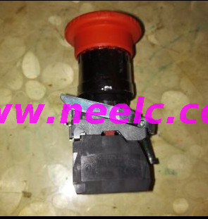 ZB4-BS844+ZB4-BZ102 ZB4-BS844 ZB4BZ102 new and original pressure switch (one set)